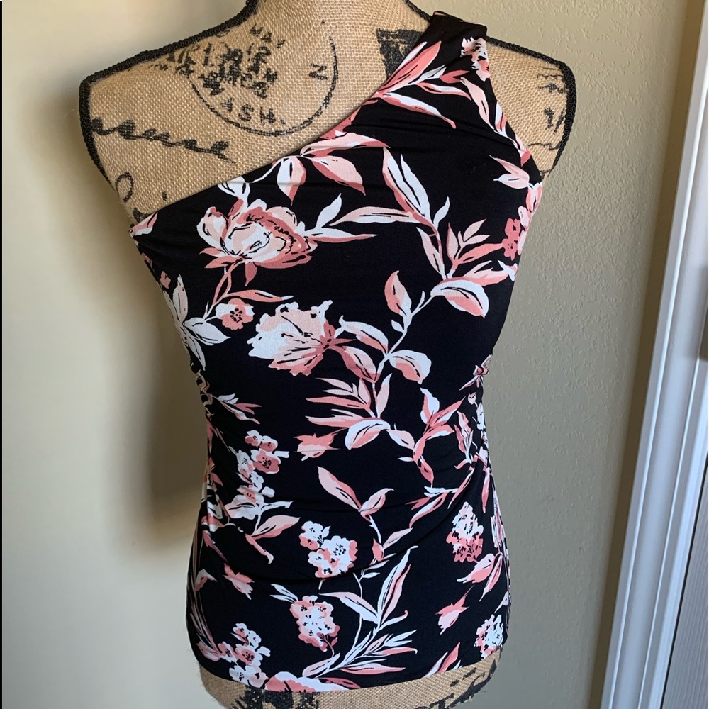 White House Black Market top